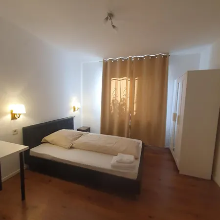 Gemuetliches An Der Uniklinik Mainz. Sehr Zentral Homestay Mainz
